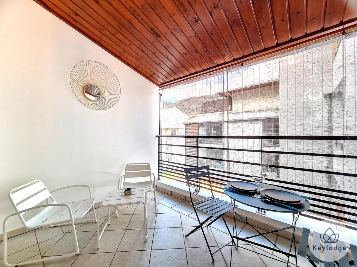 La Riviera - Studio Proche Du Centre De Saint-Denis Kültér fotó